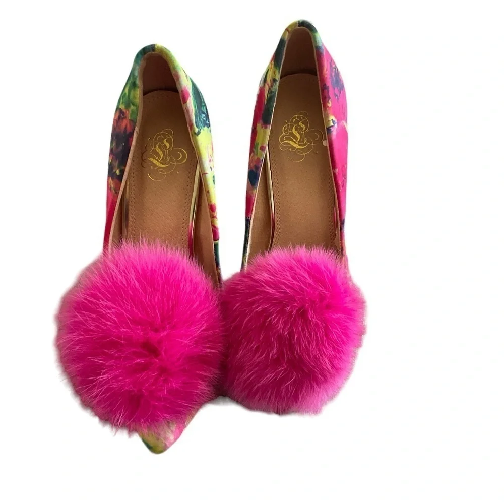 LILIANA Affair Pointy Toe Stiletto‎ Pump - Size 6.5